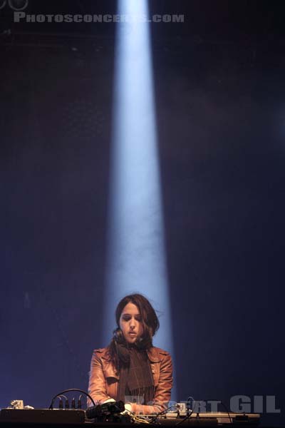 HELENA HAUFF - 2017-08-18 - SAINT MALO - Fort de St Pere - Scene des Remparts - 